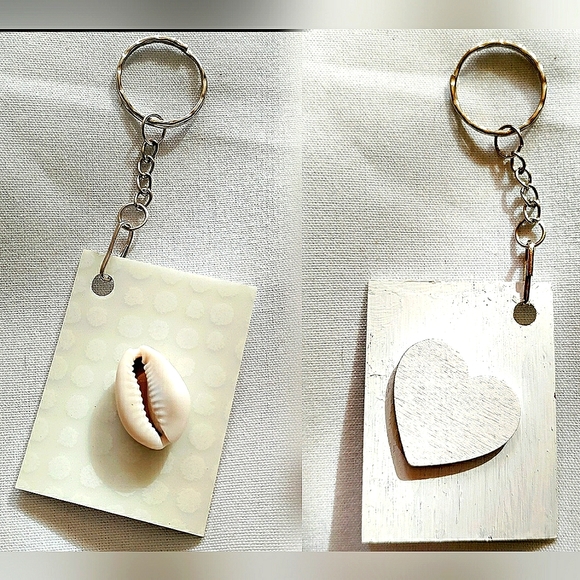 NEW Handmade Keychain Bag Tag! Shadow Dots Cowrie w/ "I Love My Bag" Wood Heart. - Picture 7 of 7